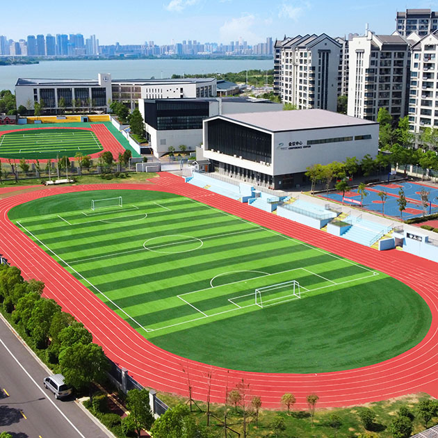 全塑型自结纹塑胶跑道