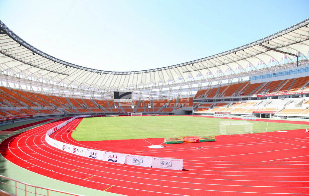 甘肃省定西体育场