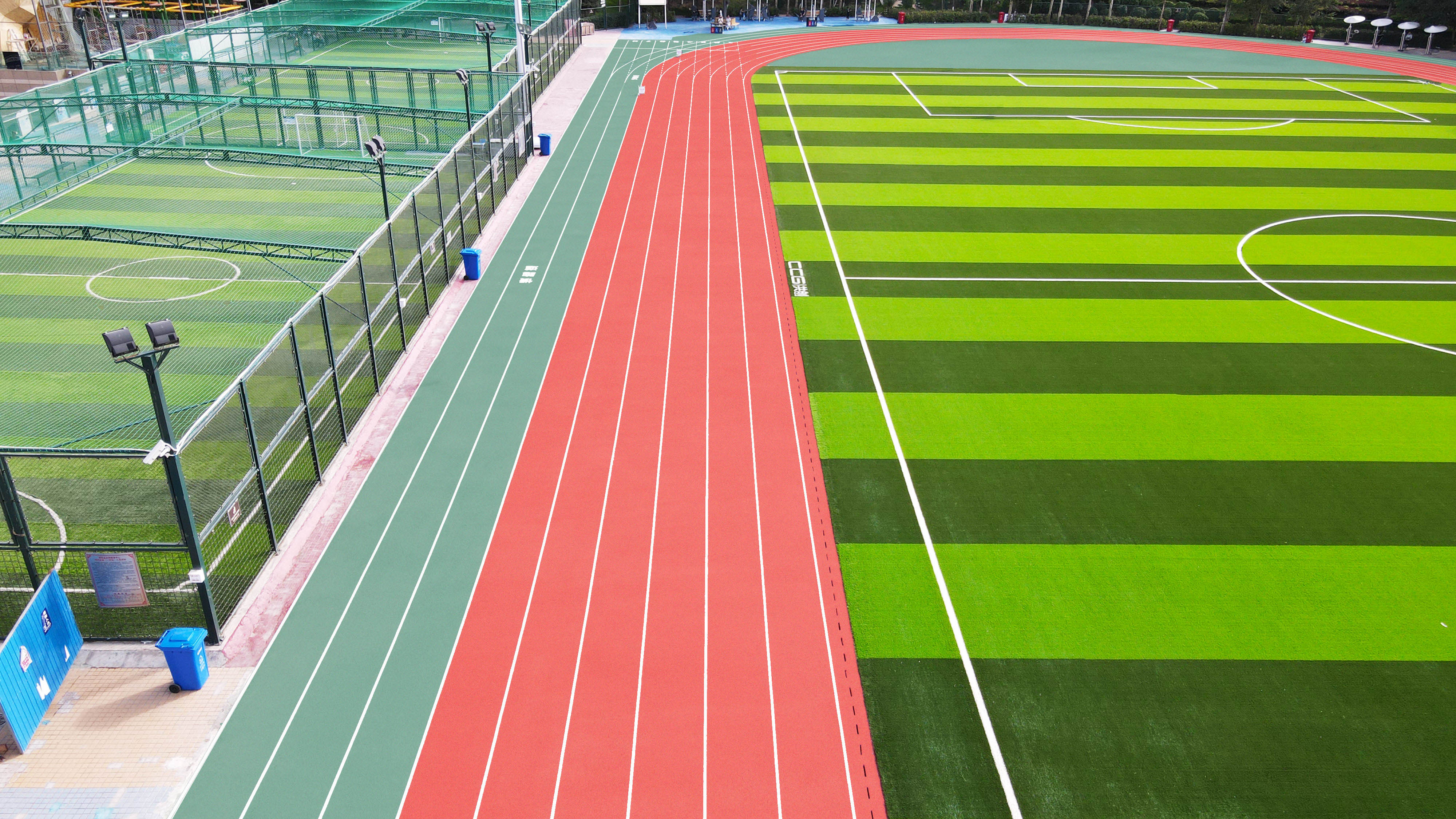 青海省南门体育场